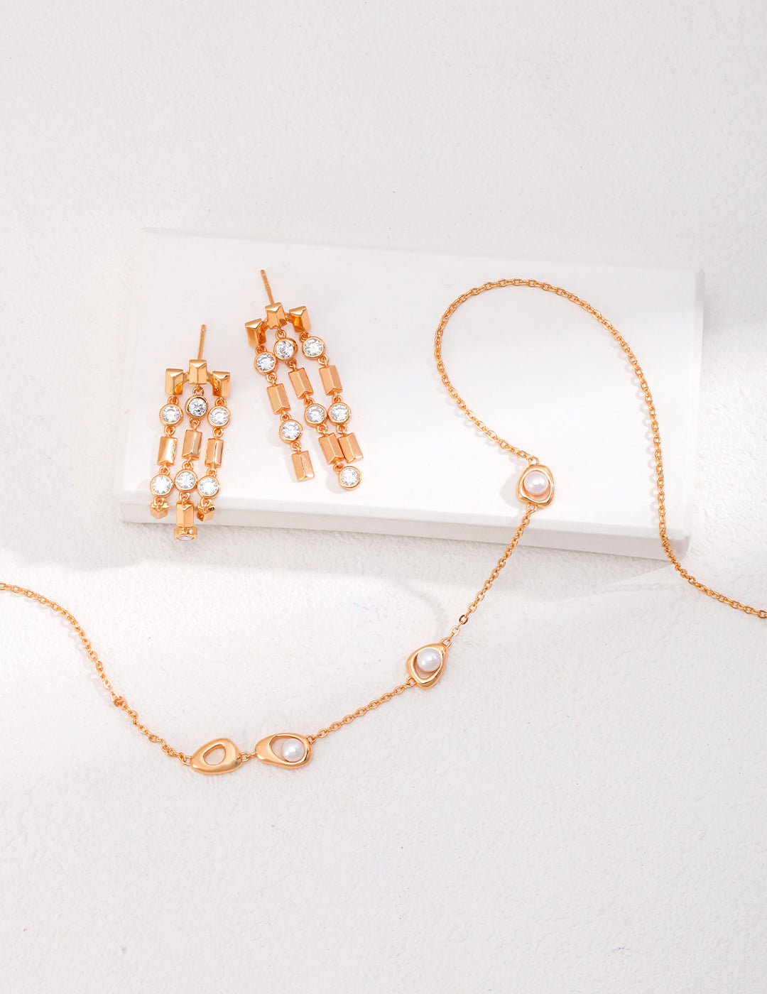 Collier Alba