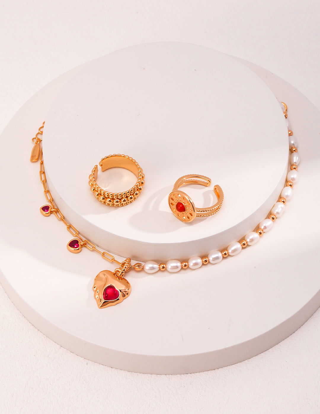Manon necklace