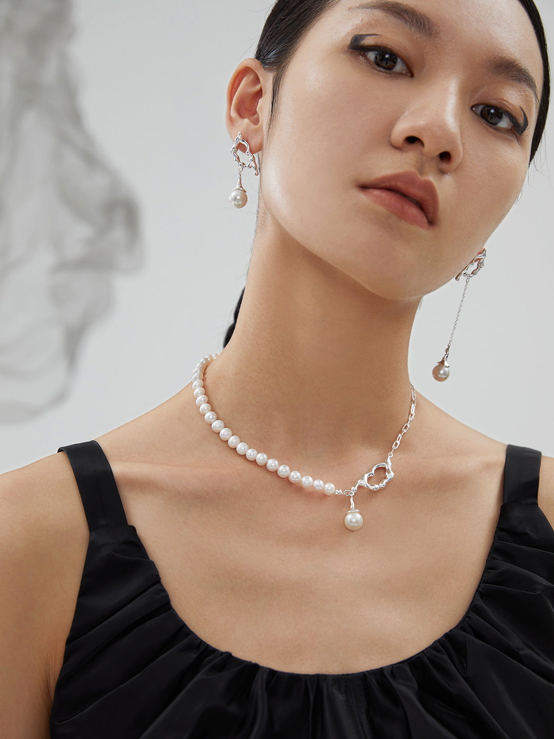 Collier Half and half